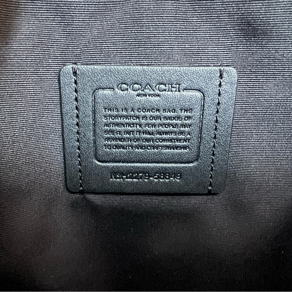 COACH Market Tote Oxblood NWT - Picture 3 of 7